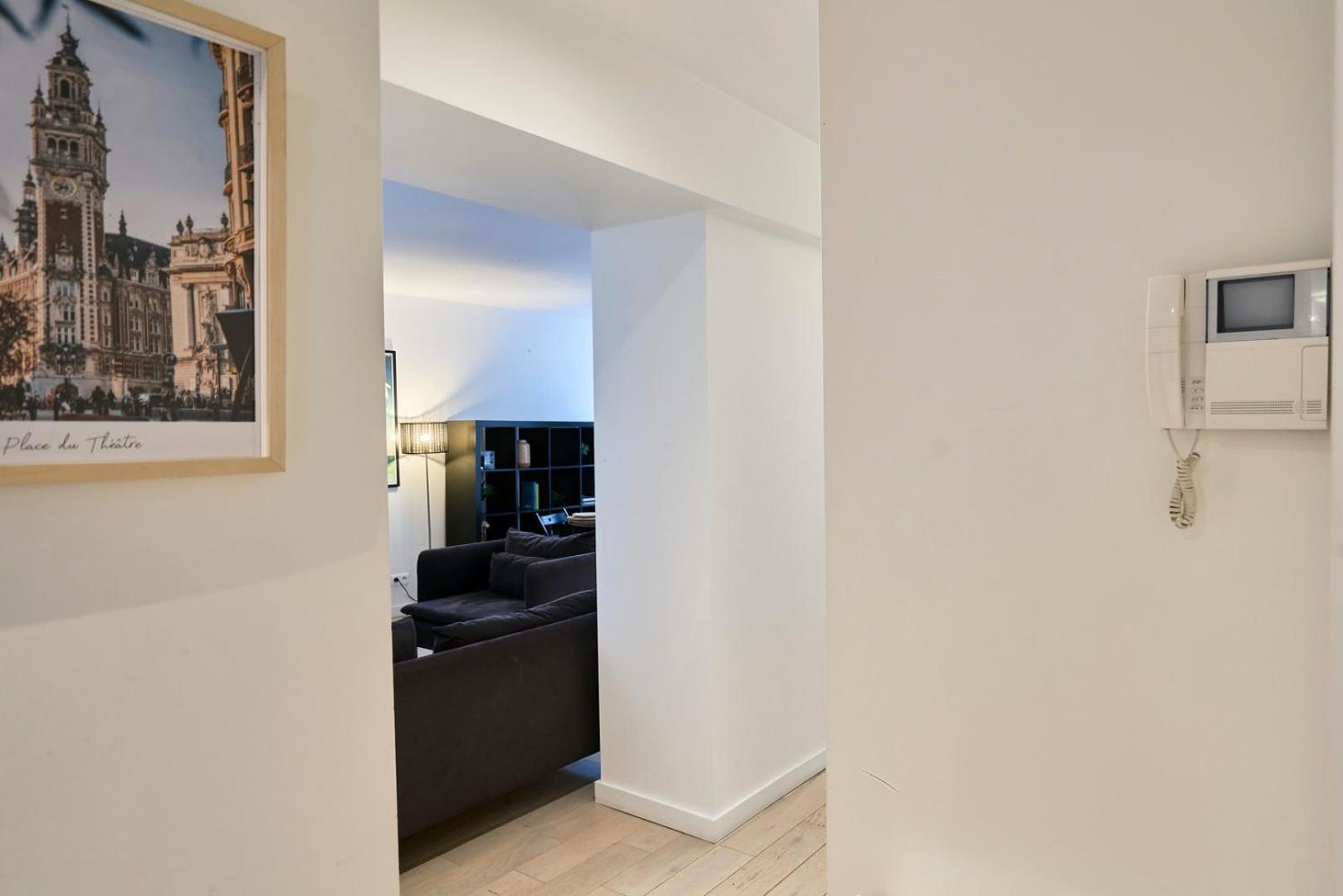 Spacious One Bedroom Apartment Ideally Located Lille Bagian luar foto