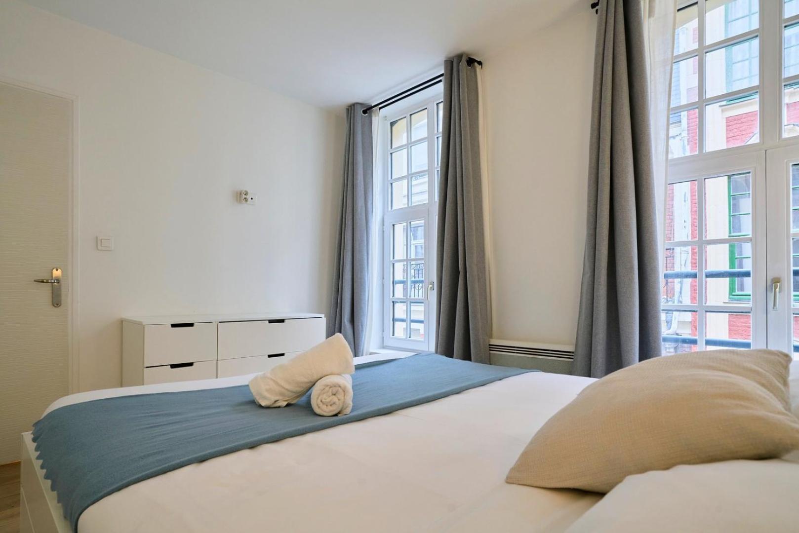 Spacious One Bedroom Apartment Ideally Located Lille Bagian luar foto