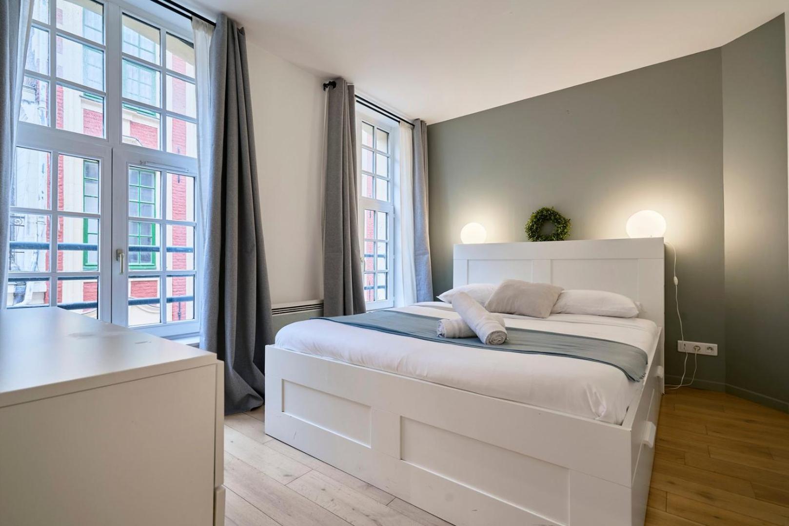 Spacious One Bedroom Apartment Ideally Located Lille Bagian luar foto